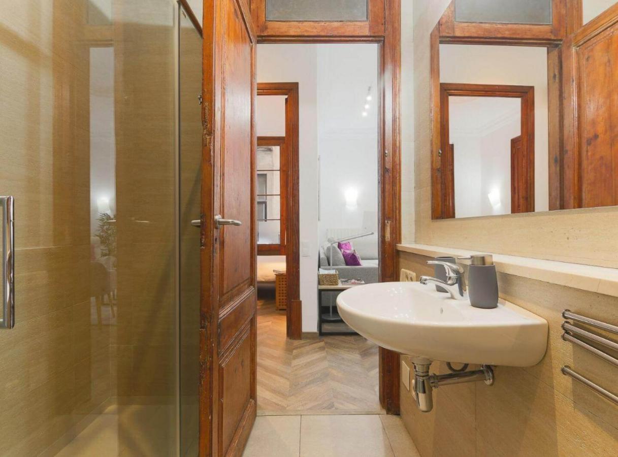 Great Spacious Apartment In The Gothic Quarter Барселона Екстер'єр фото
