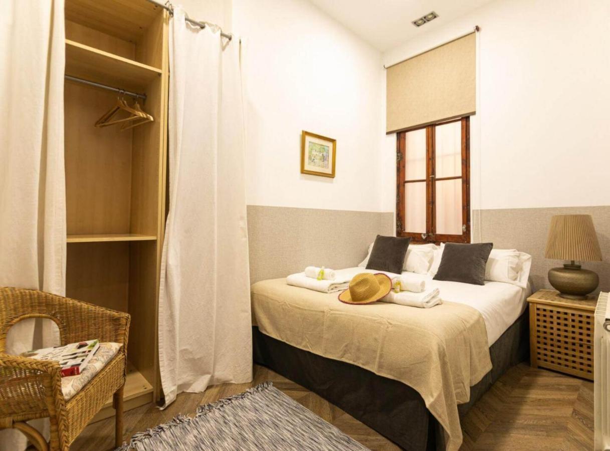 Great Spacious Apartment In The Gothic Quarter Барселона Екстер'єр фото